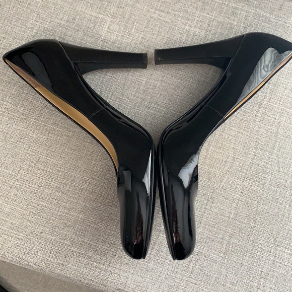 Lauren black patent heels. 9. - Picture 7 of 8